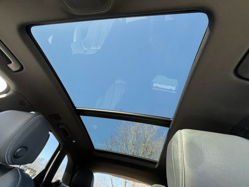 Used 2024 Audi Q5 2.0T Prestige w/ Prestige Package image 29