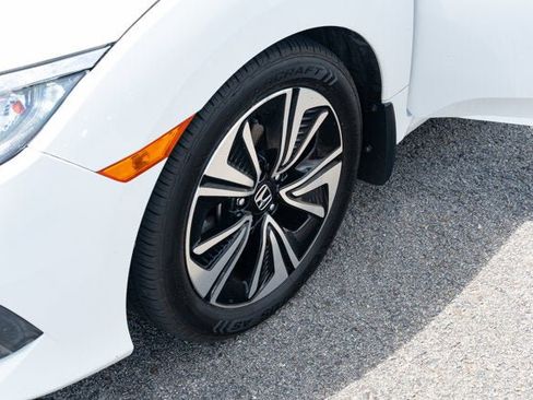Used 2017 Honda Civic EX-L image 11