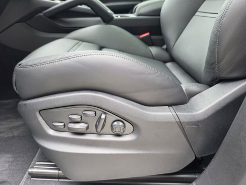 New 2026 Porsche Cayenne GTS AWD/4WD image 12