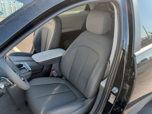 New 2026 Hyundai Ioniq 5 SEL image 30