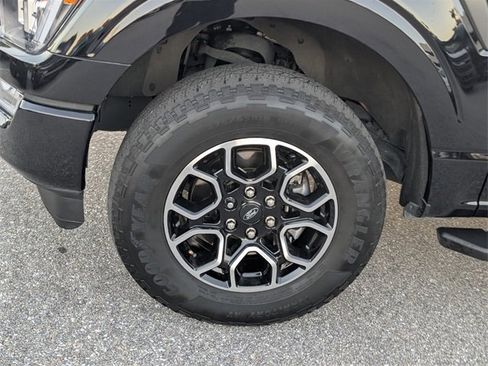 Certified 2022 Ford F150 XLT w/ Equipment Group 302A High image 4