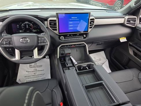 New 2026 Toyota Tundra Limited AWD/4WD image 9
