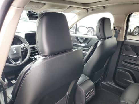 New 2026 Lincoln Corsair Premiere image 26