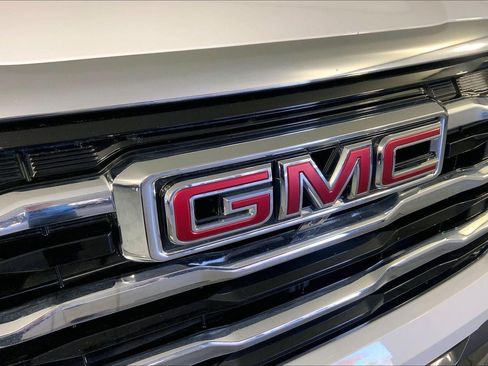 Used 2025 GMC Terrain Elevation FWD image 28