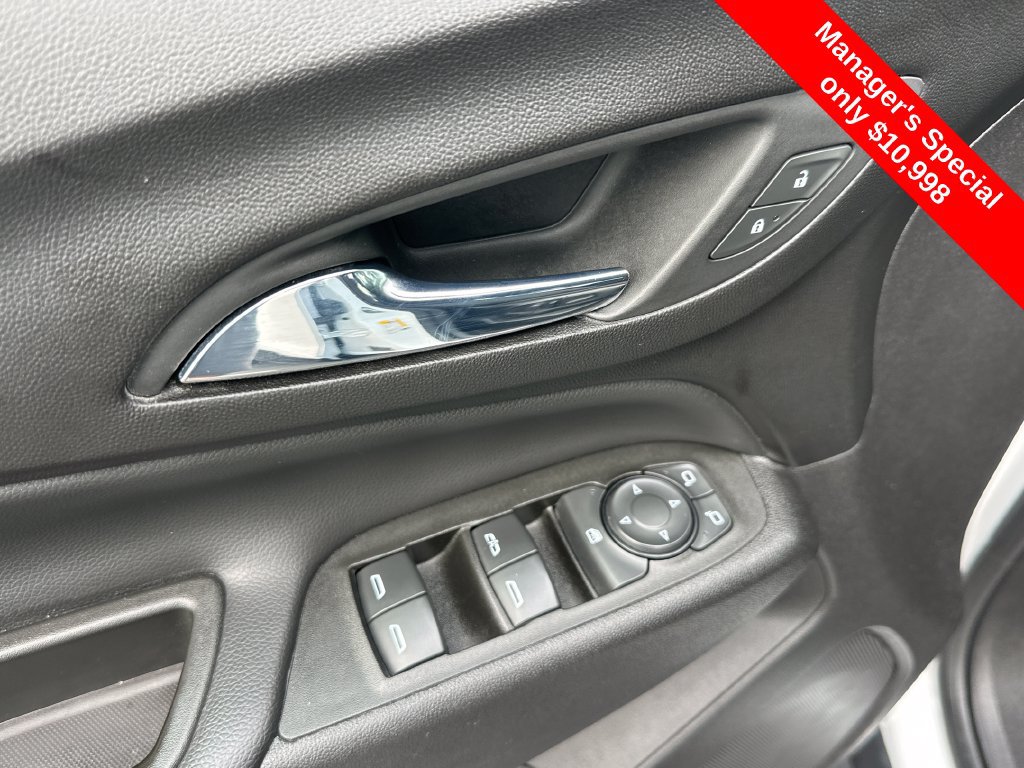 Used 2020 Chevrolet Equinox LT FWD image 12