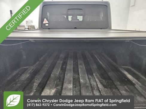 Certified 2020 Jeep Gladiator Overland AWD/4WD image 30