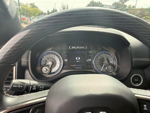 Used 2020 RAM 1500 Limited AWD/4WD image 8