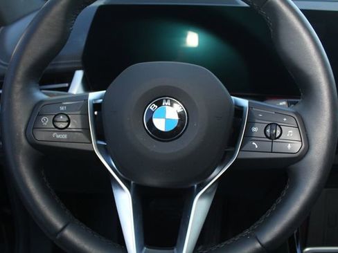 Used 2025 BMW X1 xDrive28i w/ Technology Package image 16