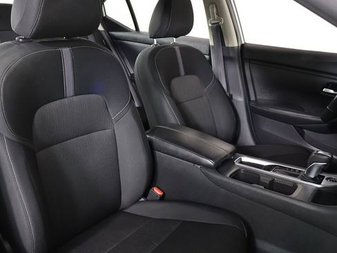 Used 2022 Nissan Sentra SV w/ All-Weather Package FWD image 28