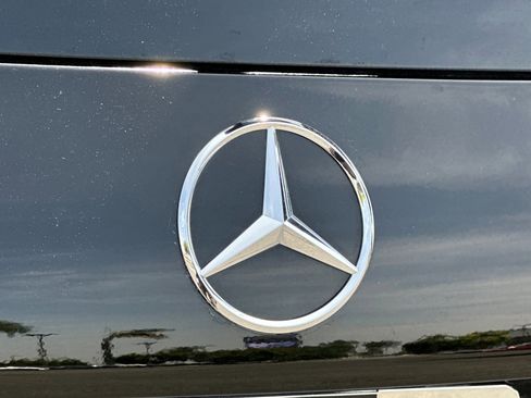 Used 2021 Mercedes-Benz GLB 250 4MATIC image 20