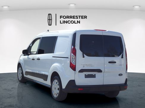 Used 2020 Ford Transit Connect XLT FWD image 5