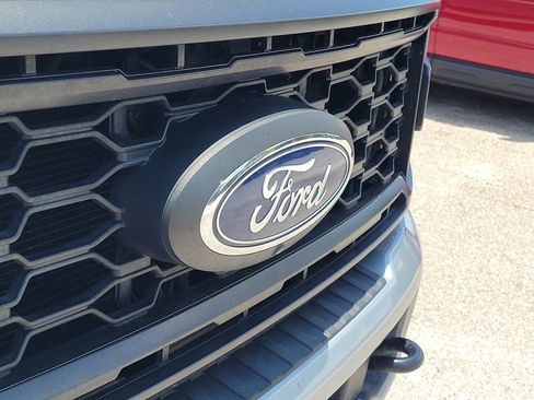 Used 2023 Ford F350 XL w/ STX Appearance Package AWD/4WD image 7