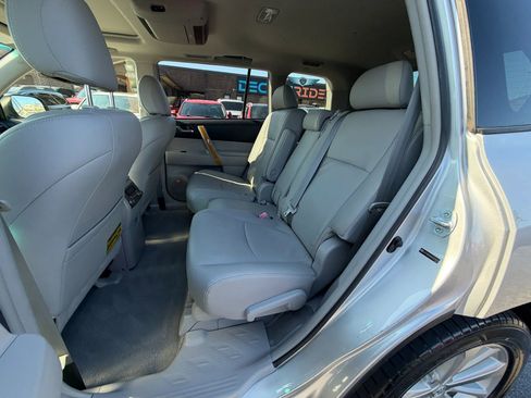 Used 2008 Toyota Highlander Limited image 12