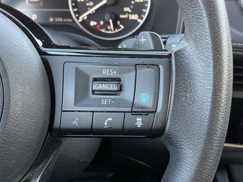 Certified 2023 Nissan Rogue SV image 24