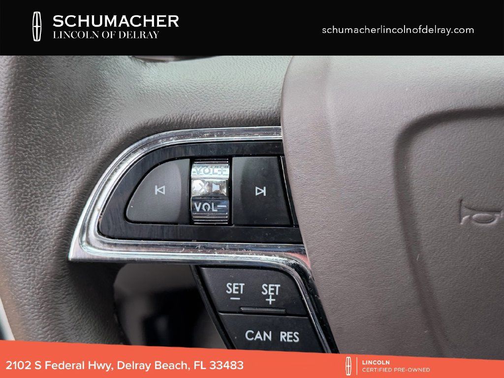 Used 2022 Lincoln Nautilus FWD w/ Premium Package image 25