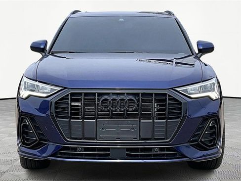 Used 2024 Audi Q3 2.0T Premium Plus w/ Premium Plus Package image 3