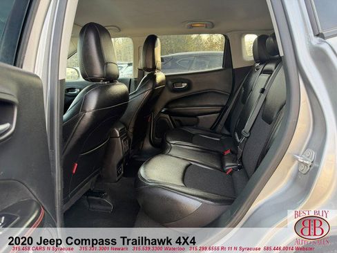Used 2020 Jeep Compass Trailhawk AWD/4WD image 11