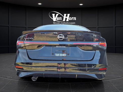 New 2026 Nissan Sentra SR w/ Floor Mat Package FWD image 8