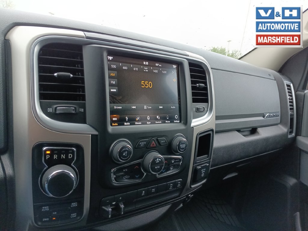 Used 2019 RAM 1500 Big Horn AWD/4WD image 11