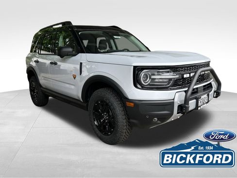 New 2026 Ford Bronco Sport Badlands w/ Sasquatch Badlands Package AWD/4WD image 3