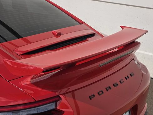 Used 2014 Porsche 911 Carrera S RWD image 32