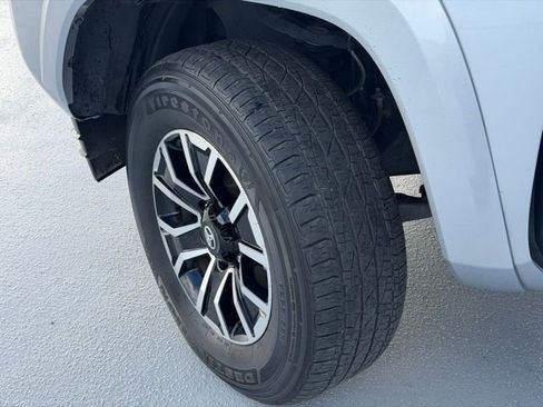 Used 2023 Toyota Tacoma TRD Sport w/ TRD Premium Sport Package image 22