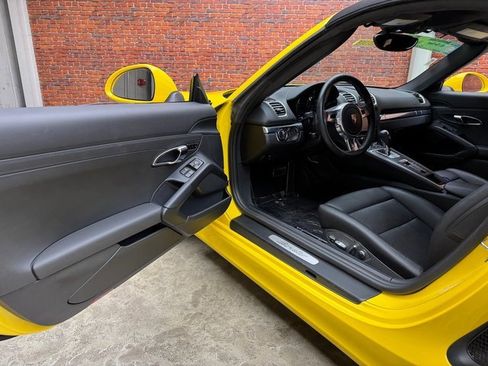 Used 2014 Porsche Boxster image 9