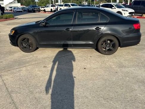 Used 2014 Volkswagen Jetta SE FWD image 8