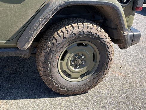 New 2026 Jeep Wrangler Unlimited Sport image 12