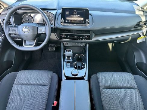 New 2026 Nissan Rogue SV w/ Cold Weather Package AWD/4WD image 12
