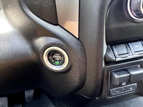 Used 2023 Chevrolet Silverado 1500 Custom image 45