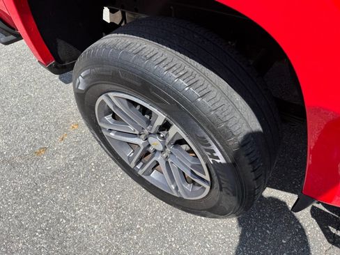 Used 2019 Chevrolet Colorado W/T w/ Custom Special Edition image 12