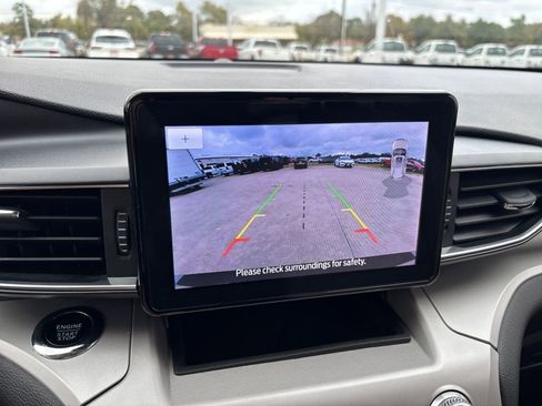 Used 2023 Ford Explorer XLT w/ Equipment Group 202A image 21