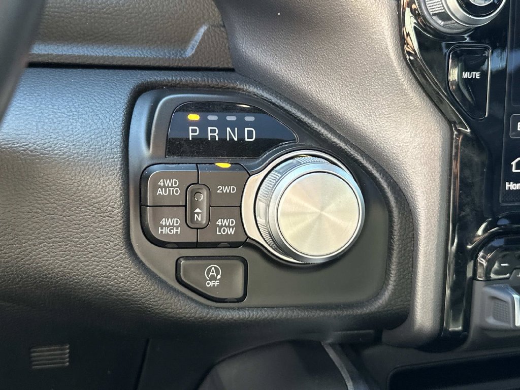 Used 2023 RAM 1500 Laramie AWD/4WD image 26