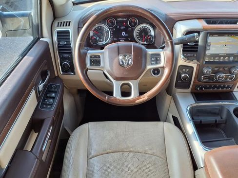 Used 2017 RAM 2500 Laramie image 12