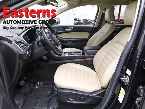 Used 2021 Ford Edge SEL w/ Convenience Package image 14
