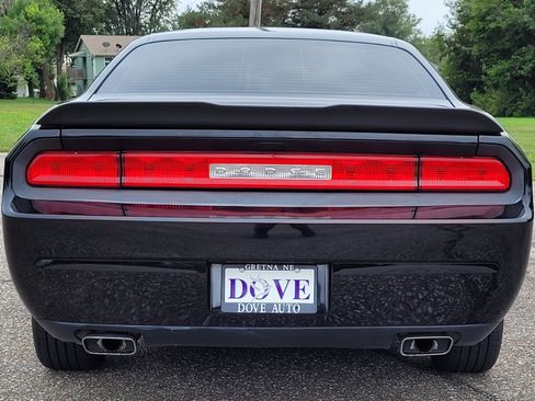 Used 2014 Dodge Challenger SXT image 5