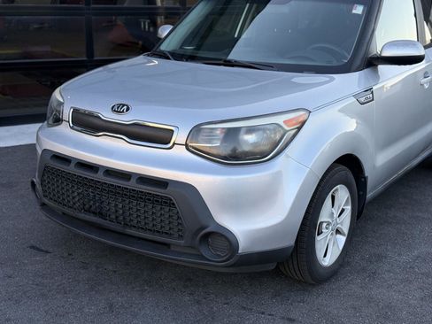 Used 2015 Kia Soul image 6
