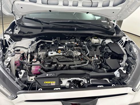 Certified 2024 Toyota Corolla Cross AWD Hybrid image 27