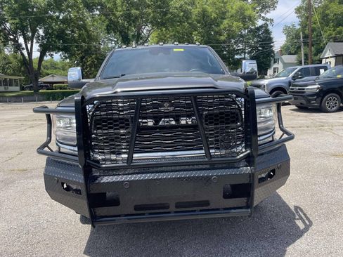 Used 2024 RAM 3500 Limited AWD/4WD image 10