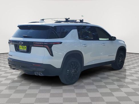 New 2026 Chevrolet Traverse LT w/ Midnight/Sport Edition FWD image 4
