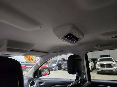 Used 2018 Dodge Journey GT FWD image 31