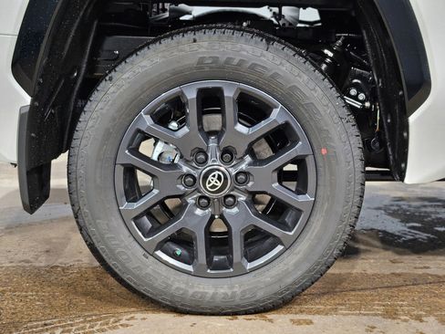 New 2026 Toyota Tundra Platinum image 23