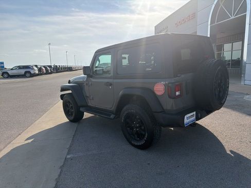 Used 2020 Jeep Wrangler Sport image 3