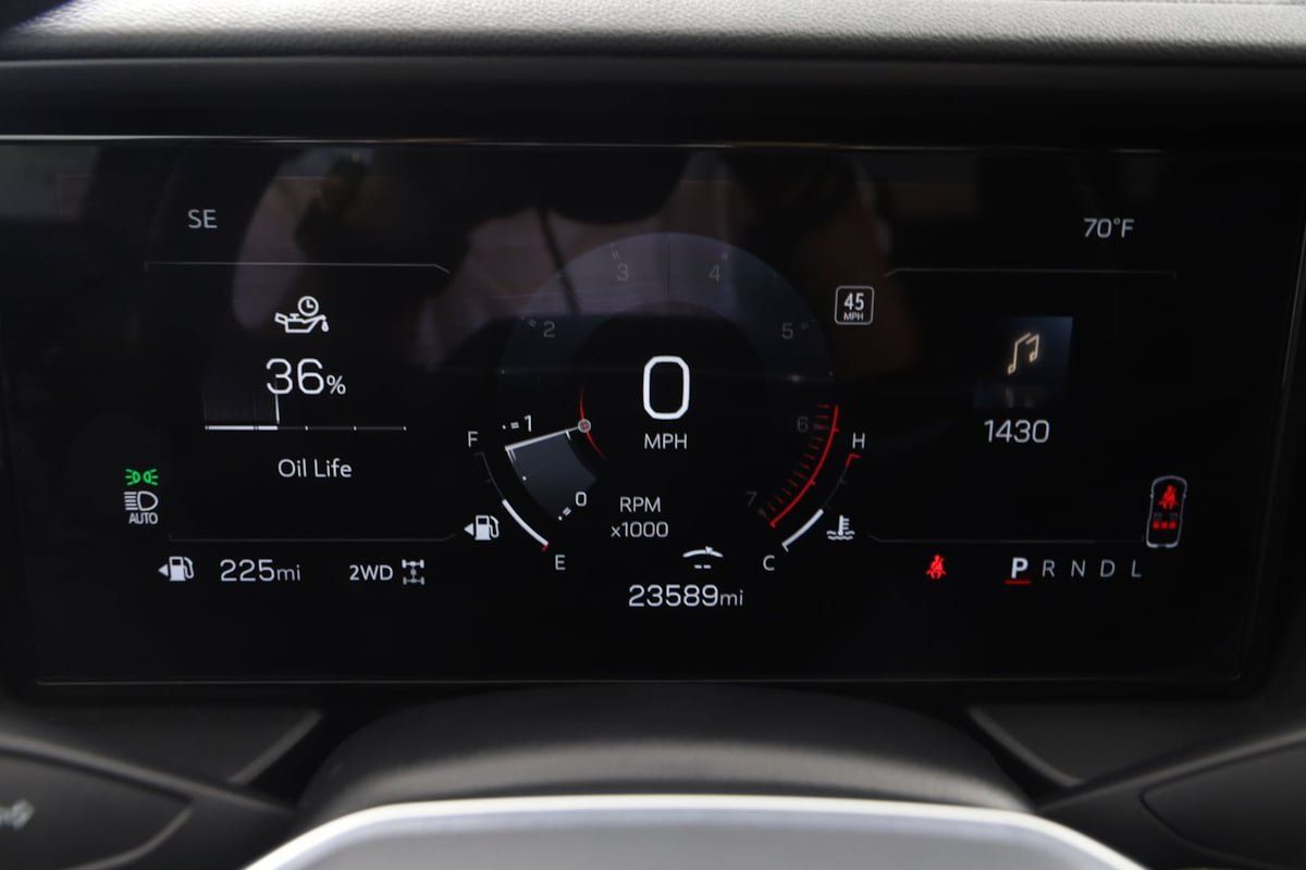 Used 2025 GMC Terrain Elevation w/ Technology Package II AWD/4WD image 19