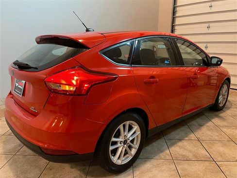 Used 2015 Ford Focus SE image 7