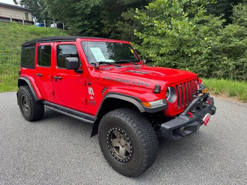 Used 2018 Jeep Wrangler Unlimited Rubicon AWD/4WD image 5