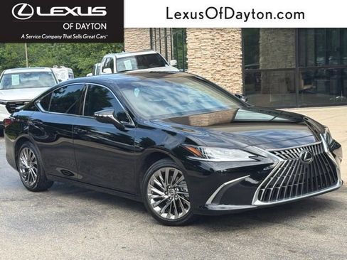 Used 2024 Lexus ES 300h Ultra Luxury w/ Accessory Package (Z2) FWD image 1