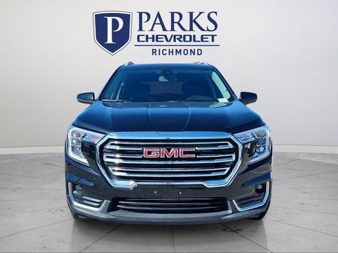 Certified 2023 GMC Terrain SLT image 2