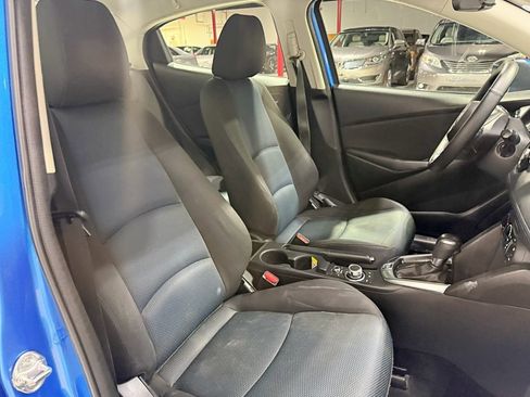 Used 2020 Toyota Yaris LE image 34